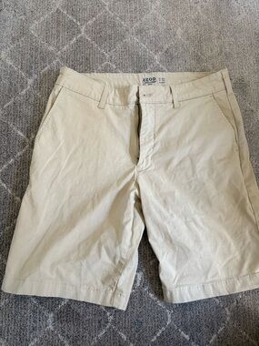 Izod Men’s Classic Khaki Shorts